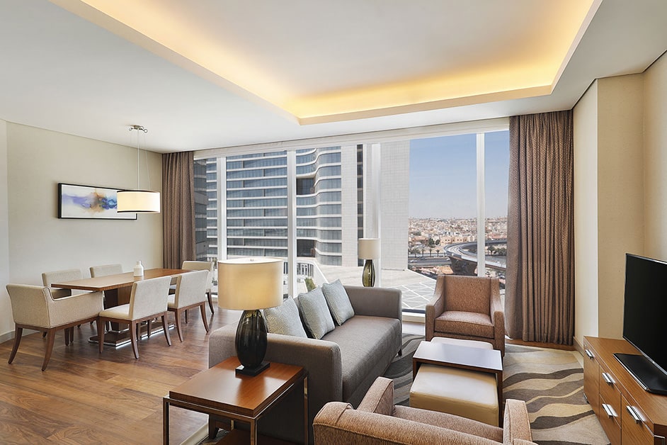 Hilton Riyadh: Luxury Hotel Rooms and Residences | Omrania